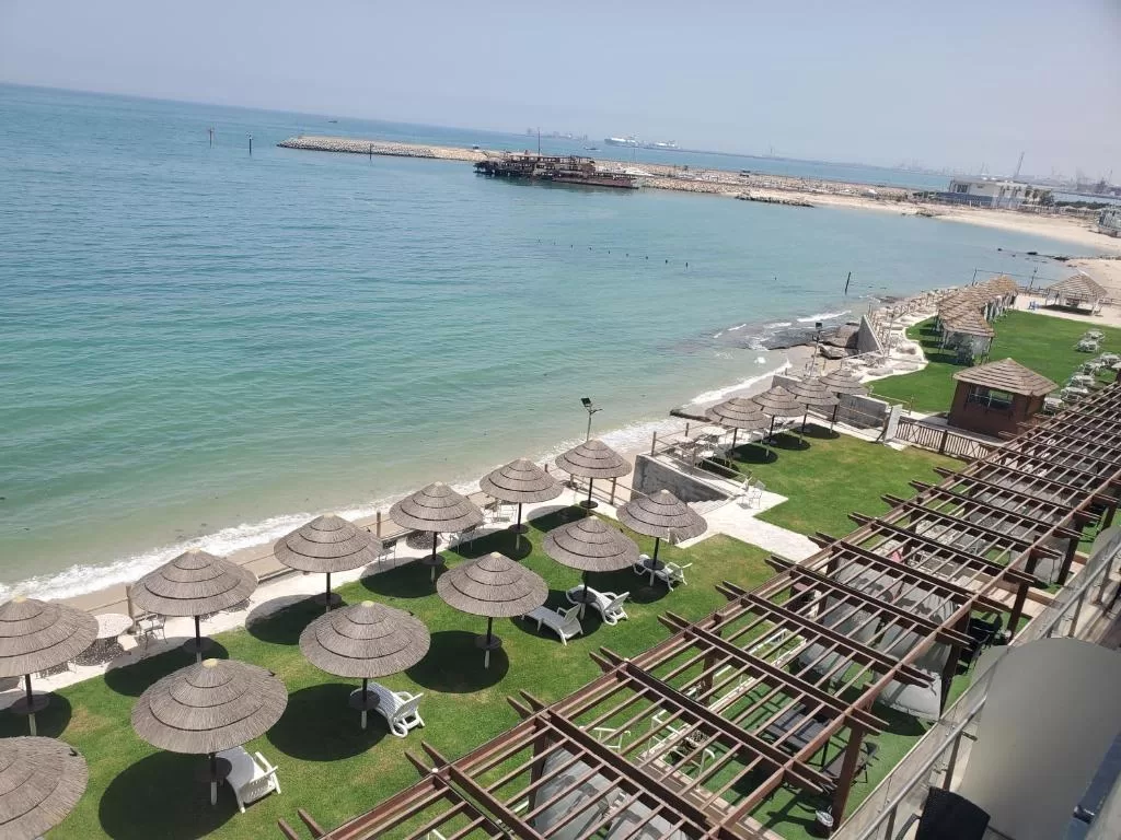 شاطئ الكوت أجمل شواطئ الكويت 